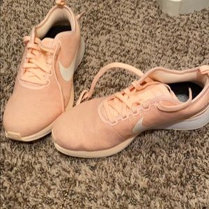 Nike dualtone racer shoes